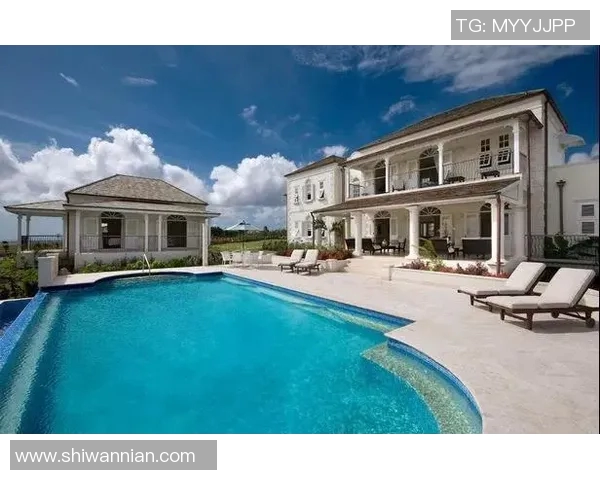 足球明星豪宅出售视频曝光奢华生活引发粉丝热议